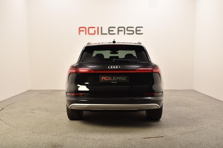Sort Audi e-tron fra 2020