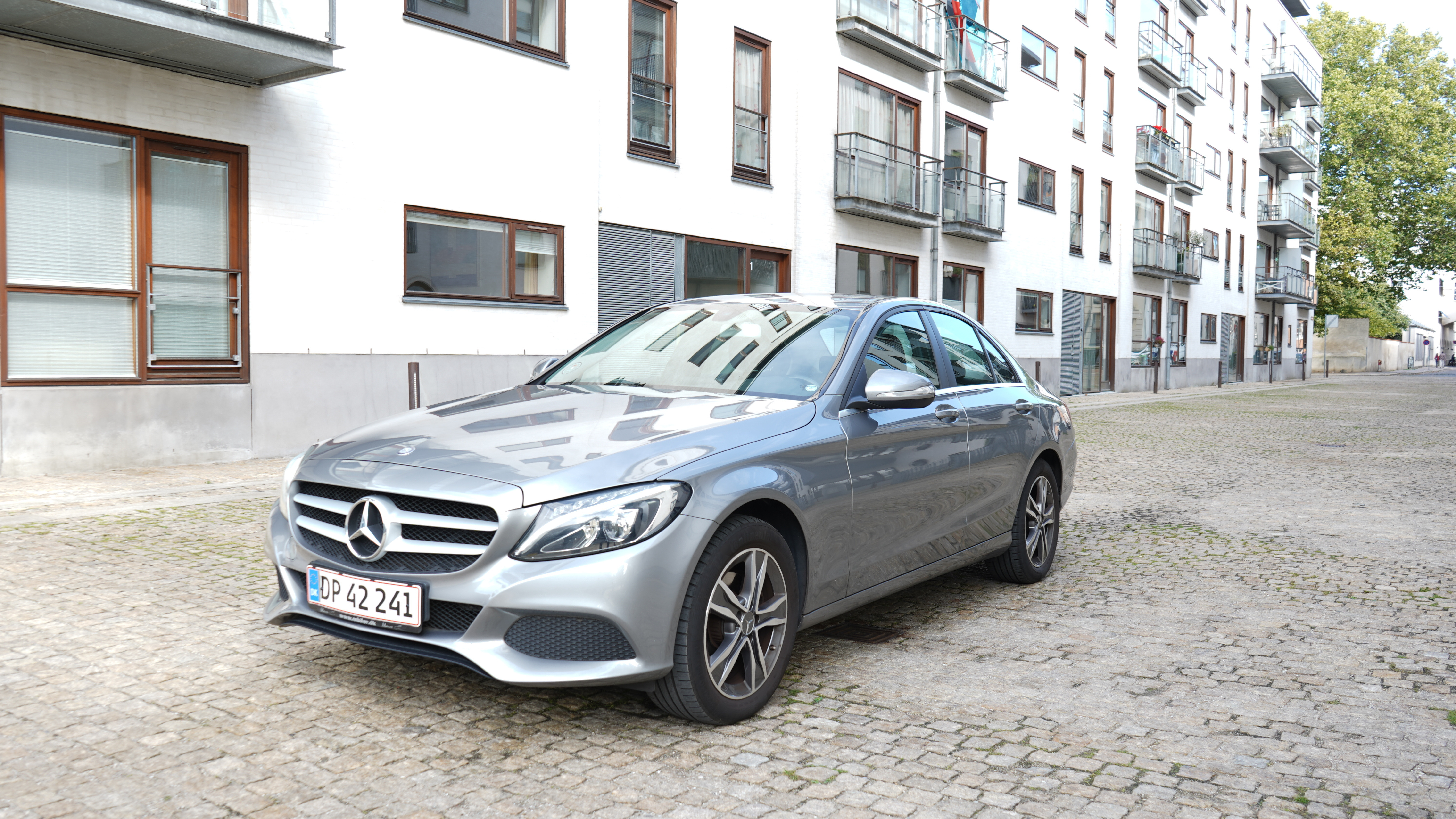 Grå Mercedes C-Klasse fra 2014