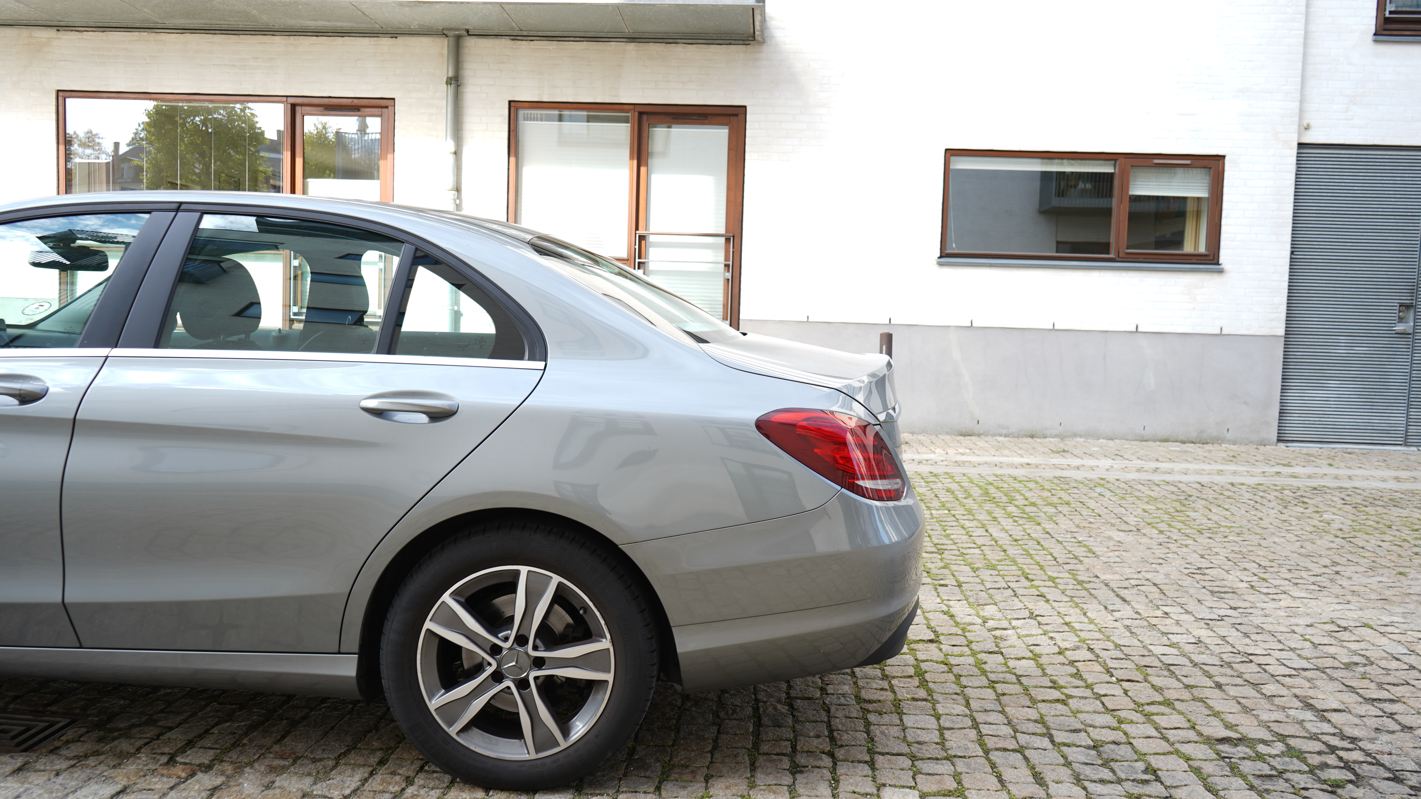 Grå Mercedes C-Klasse fra 2014