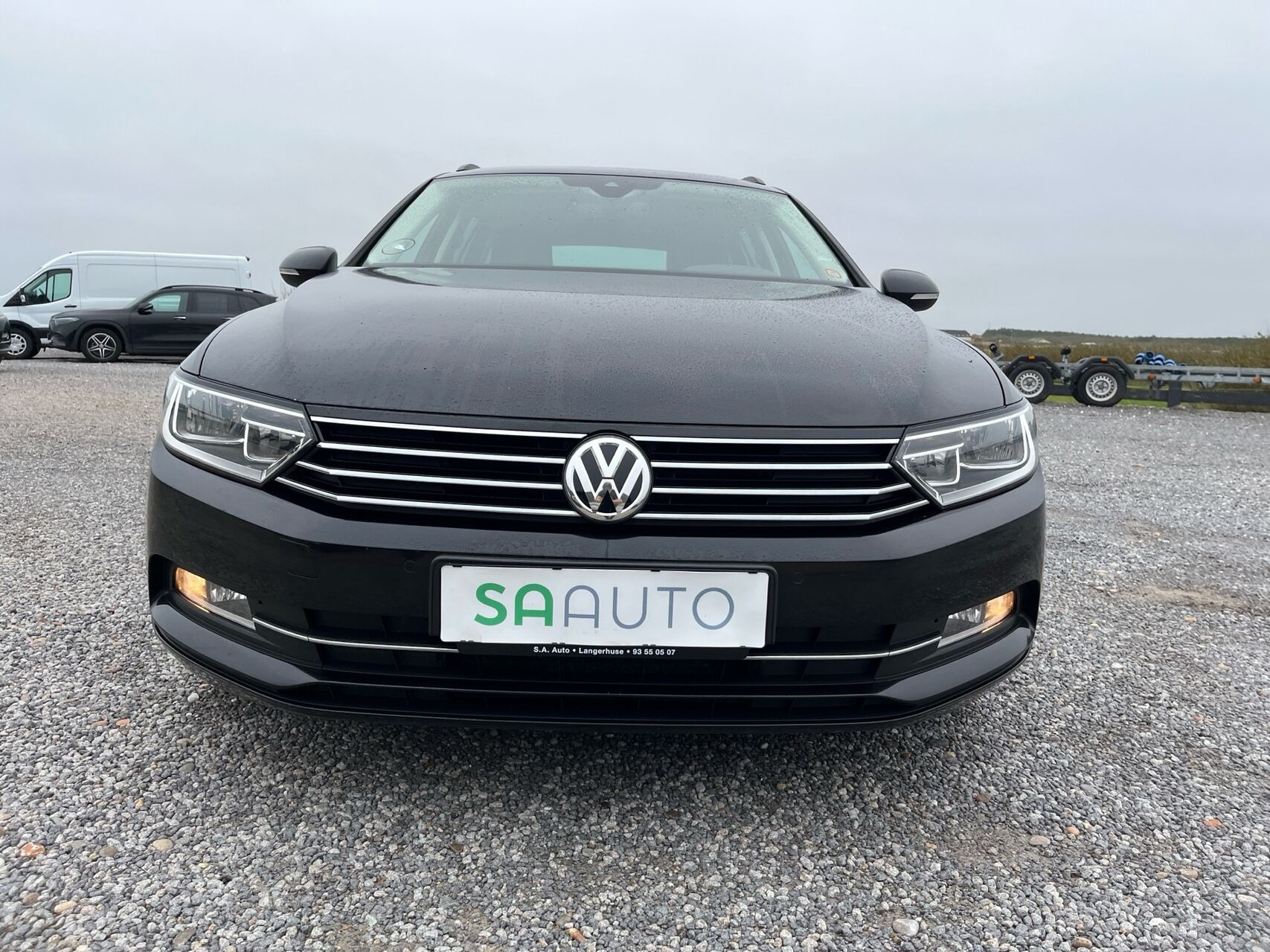 Sort VW Passat fra 2019
