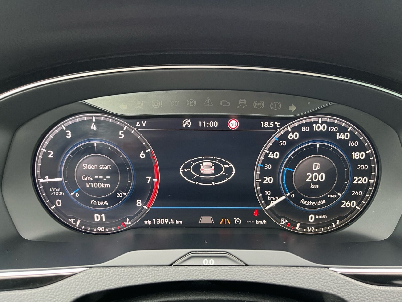 Sort VW Passat fra 2019