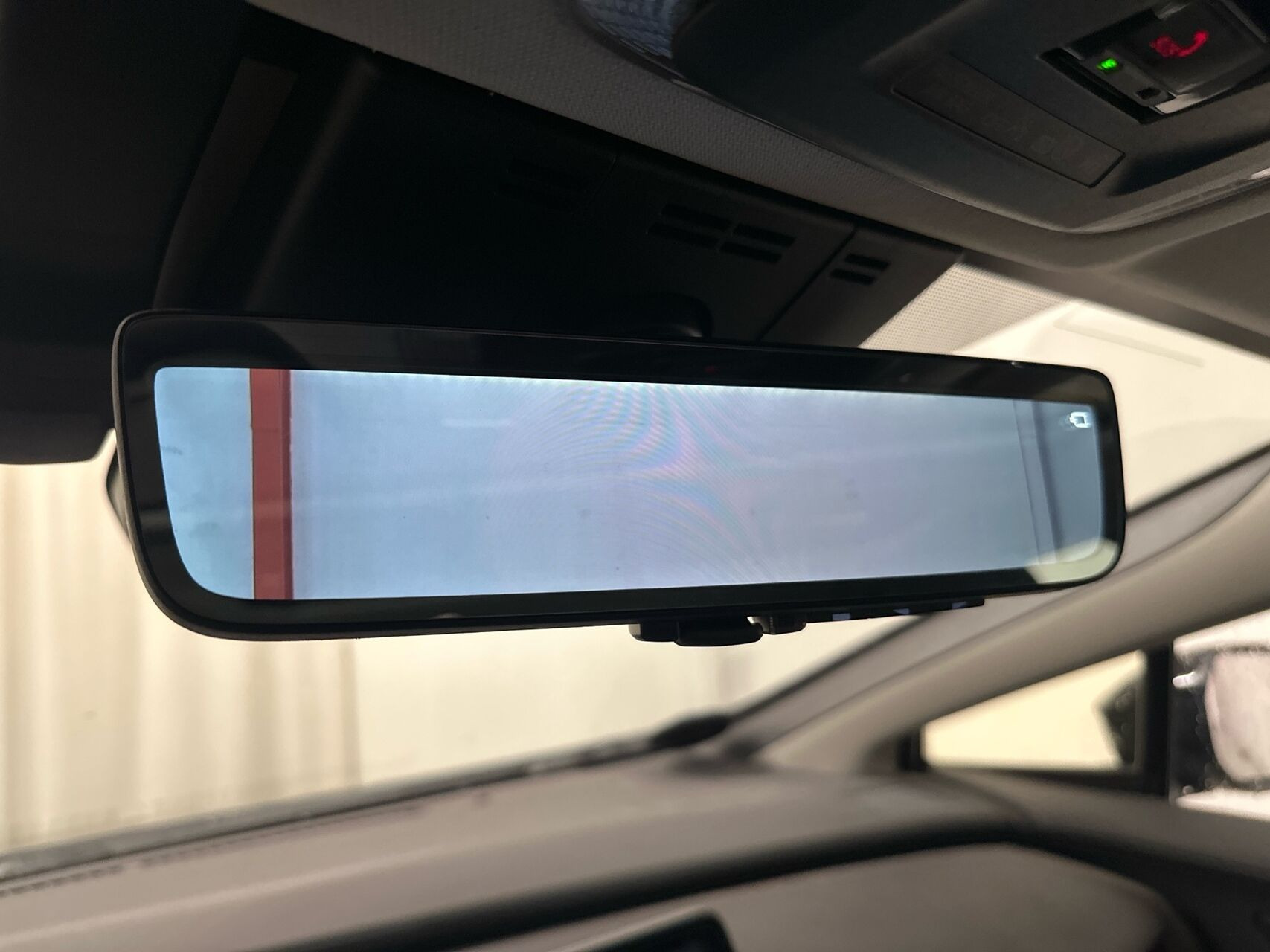 Sort Toyota Prius Plug-in fra 2024