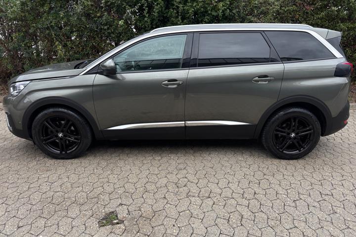 undefined Peugeot 5008 fra 2018