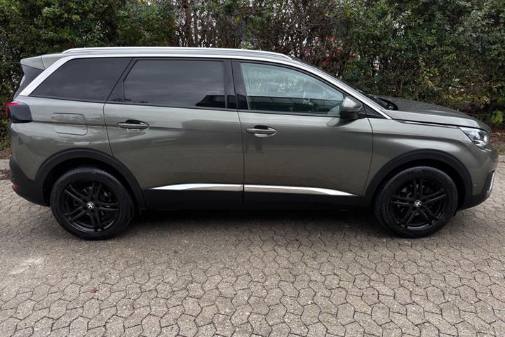 undefined Peugeot 5008 fra 2018