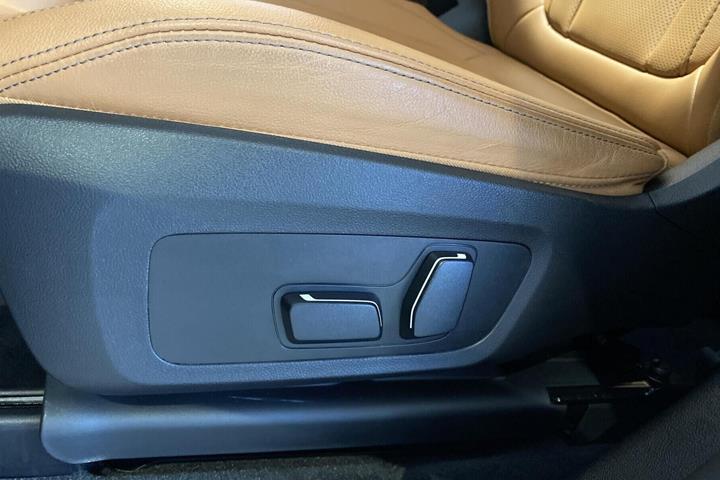 Sort BMW iX3 fra 2025