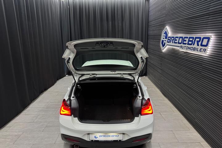 Hvid BMW 118d fra 2018