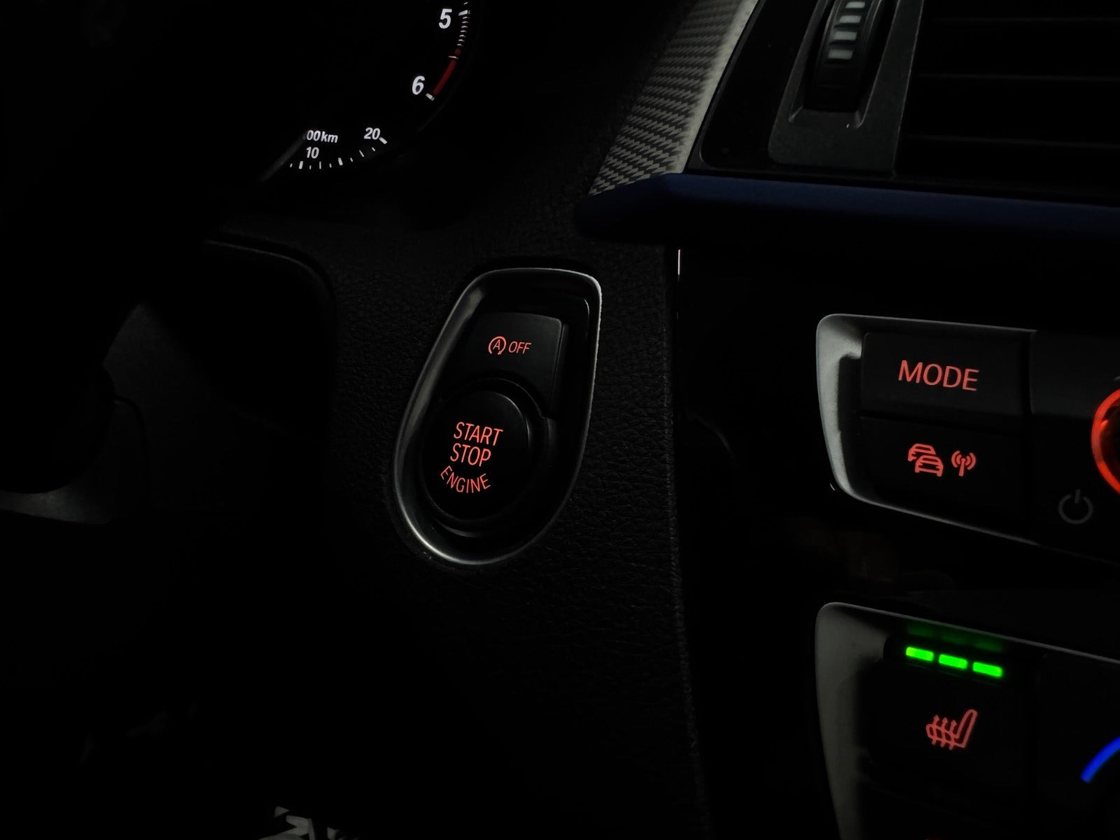 Hvid BMW 118d fra 2018