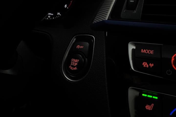 Hvid BMW 118d fra 2018