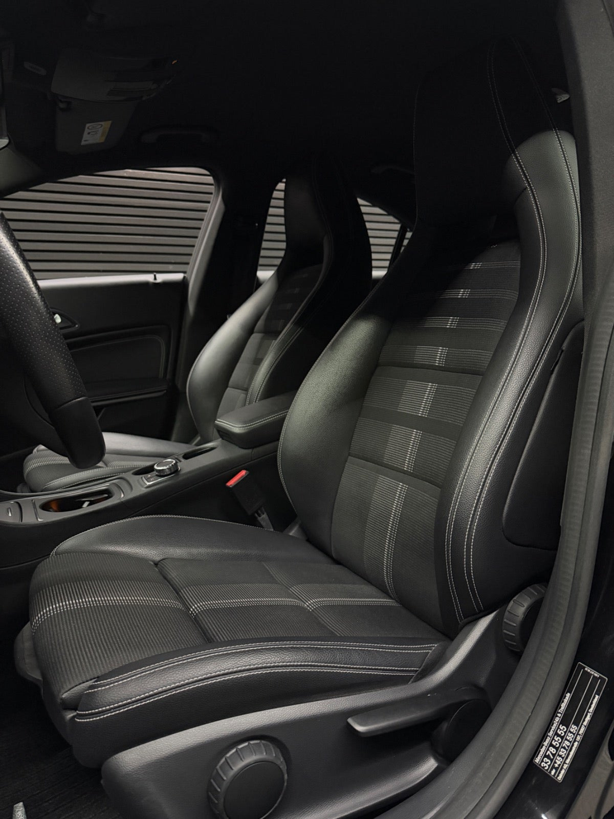 Sort Mercedes CLA200 d fra 2016