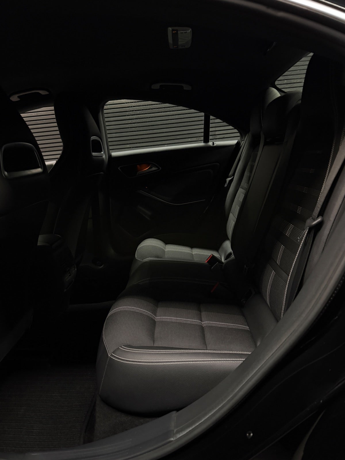 Sort Mercedes CLA200 d fra 2016