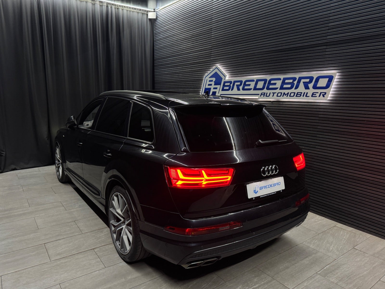 Sort Audi SQ7 fra 2018