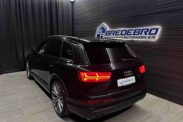 Sort Audi SQ7 fra 2018