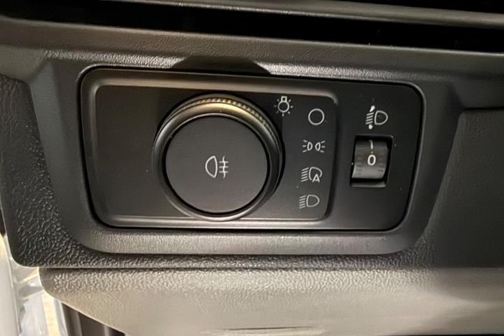 Hvid Ford E-Transit Custom 340 L2 fra 2025