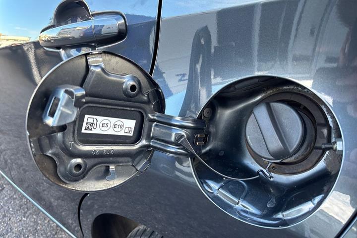 Grå Toyota Aygo fra 2020