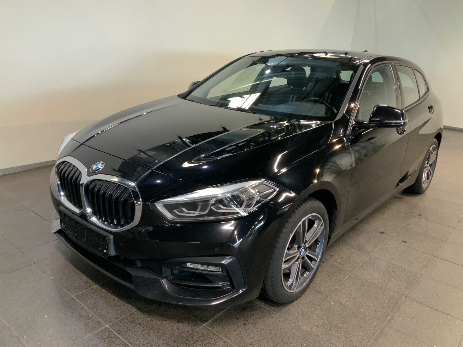 BMW 118i 1,5 Sport Line aut.
