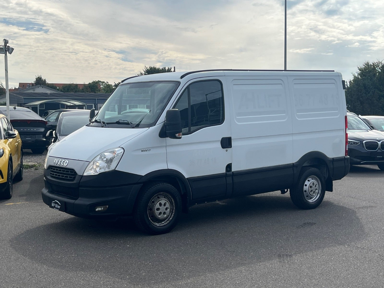 Hvid Iveco Daily fra 2014