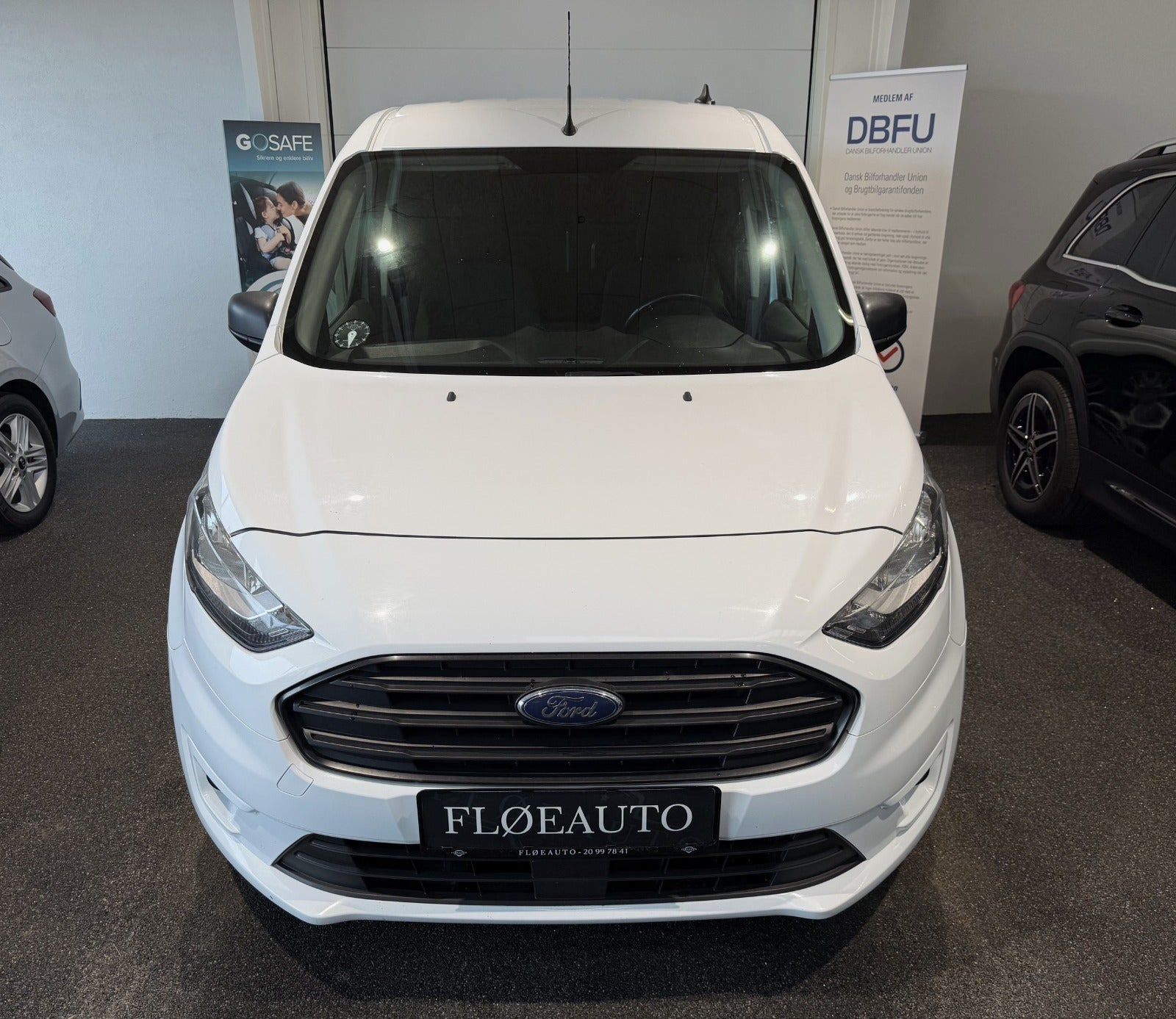 Hvid Ford Transit Connect fra 2021