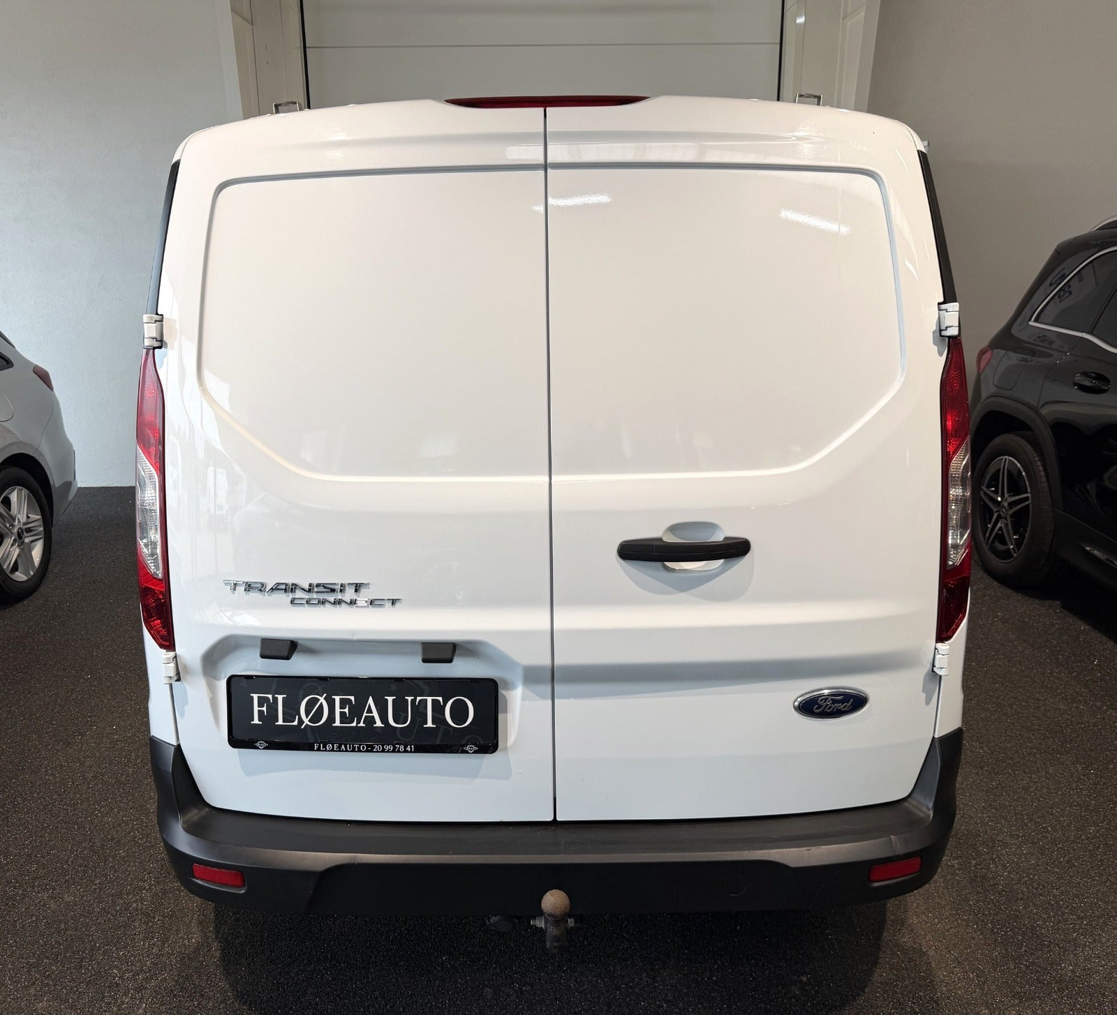Hvid Ford Transit Connect fra 2021