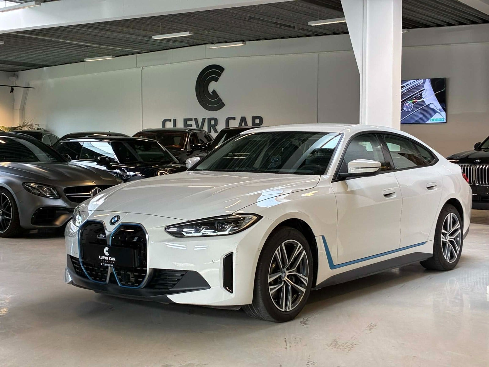 BMW i4 eDrive40 Charged
