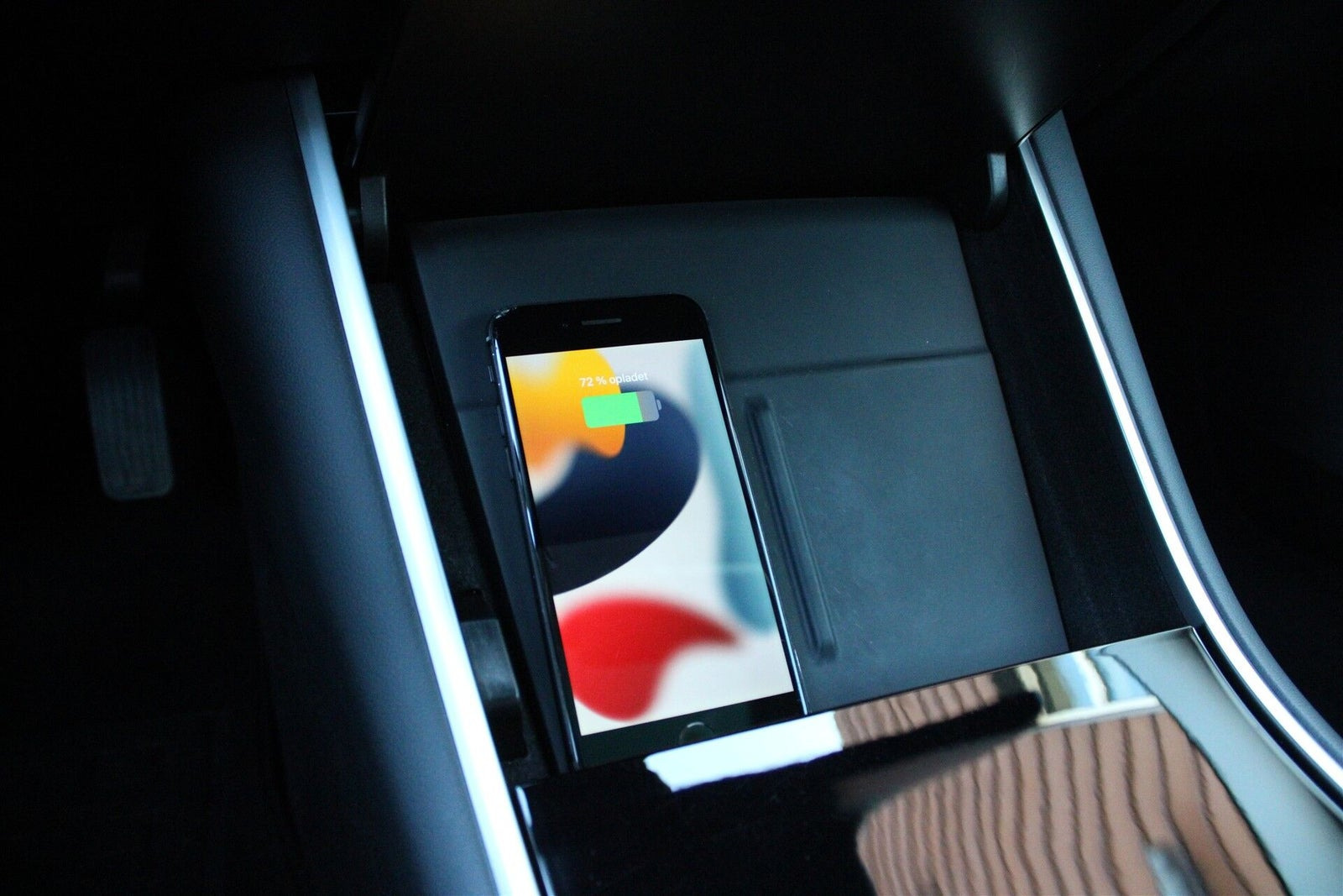 Blå Tesla Model 3 fra 2020