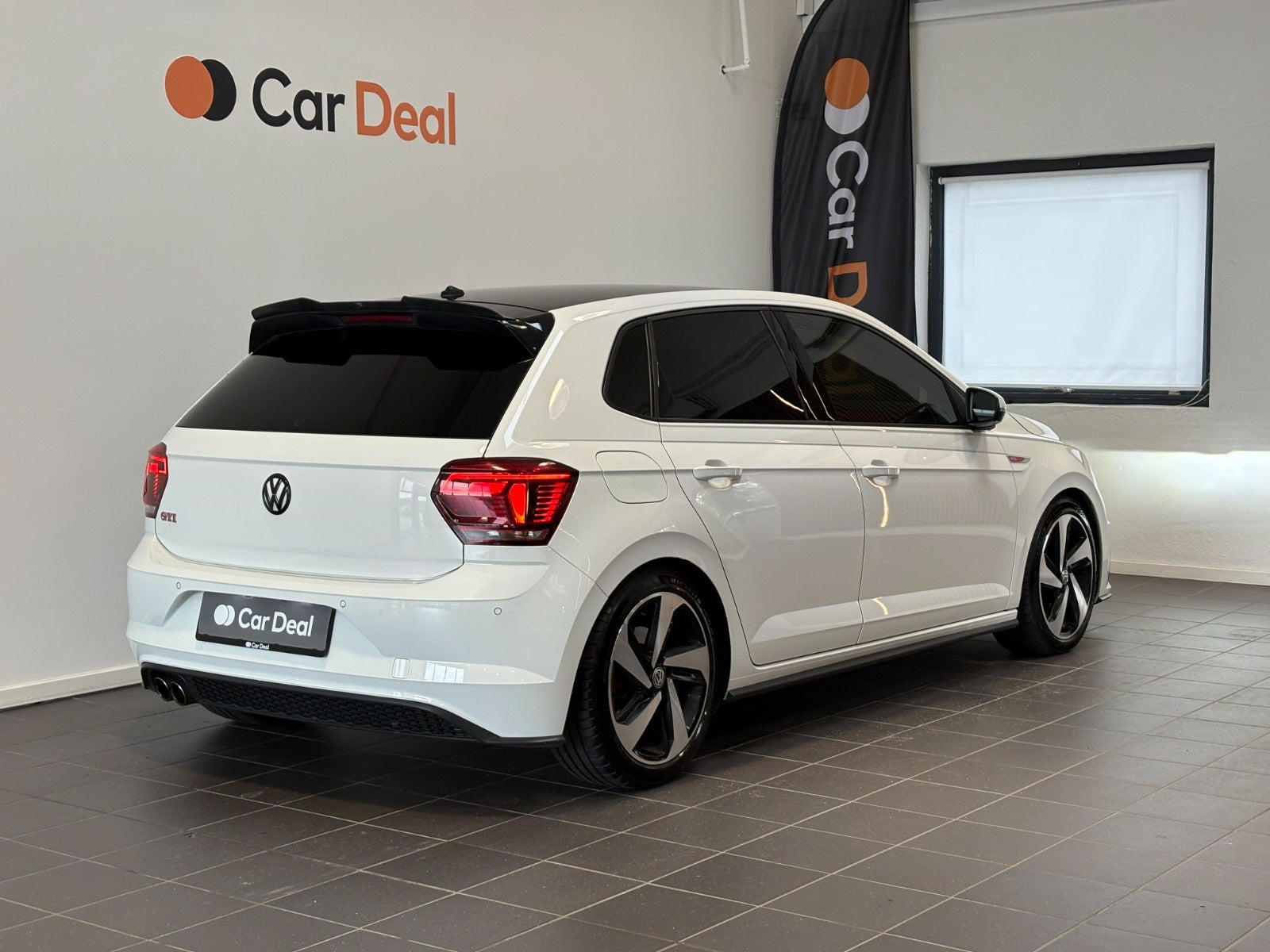 Hvid VW Polo fra 2018