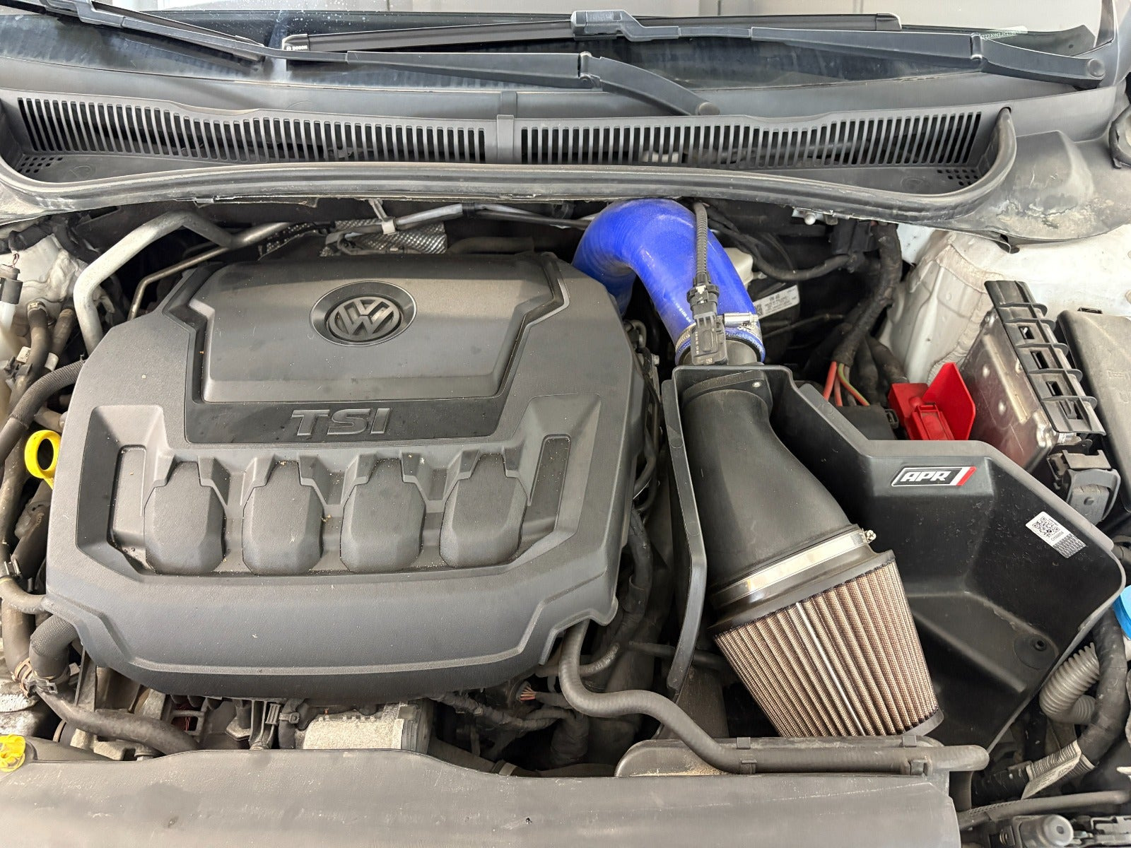 Hvid VW Polo fra 2018
