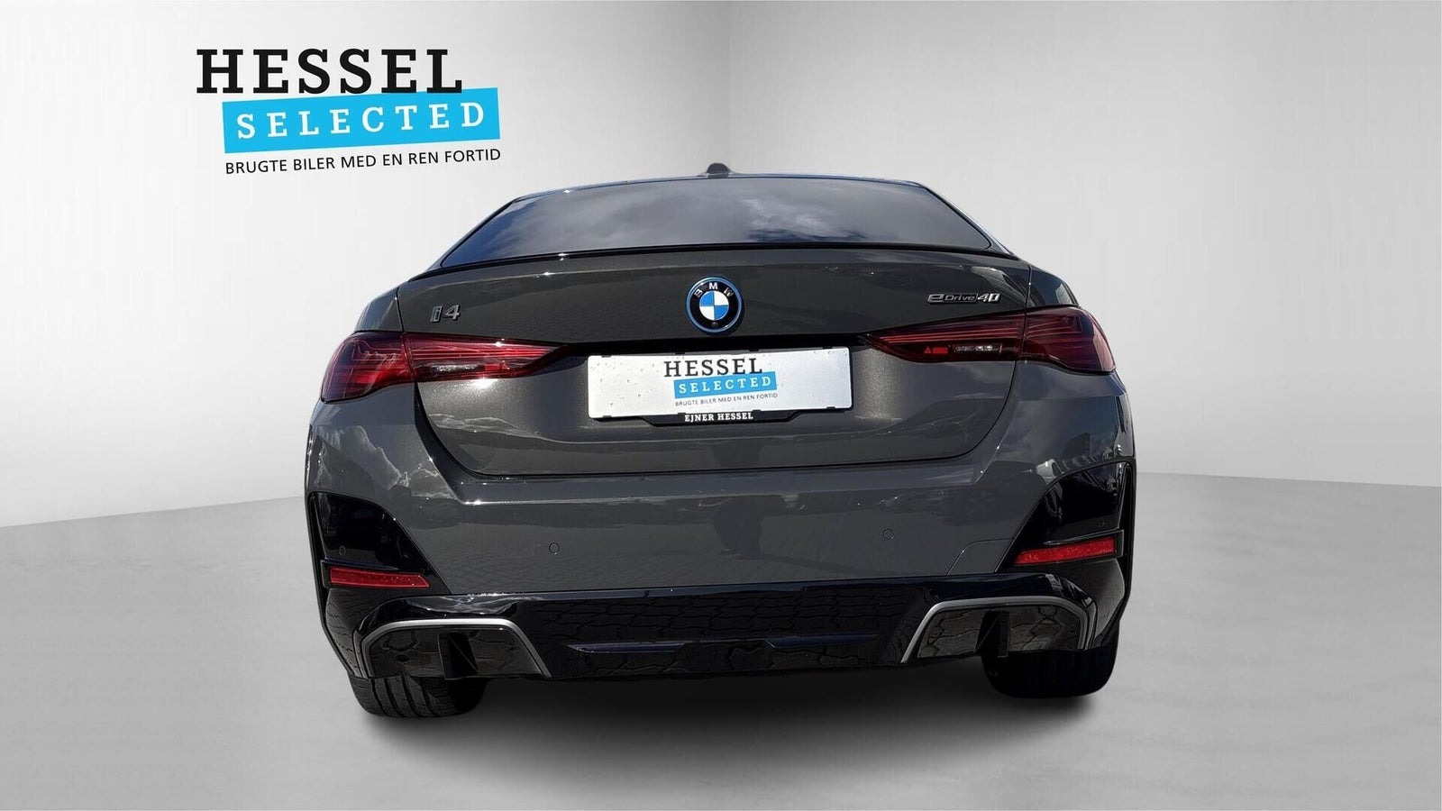 Grå BMW i4 fra 2026