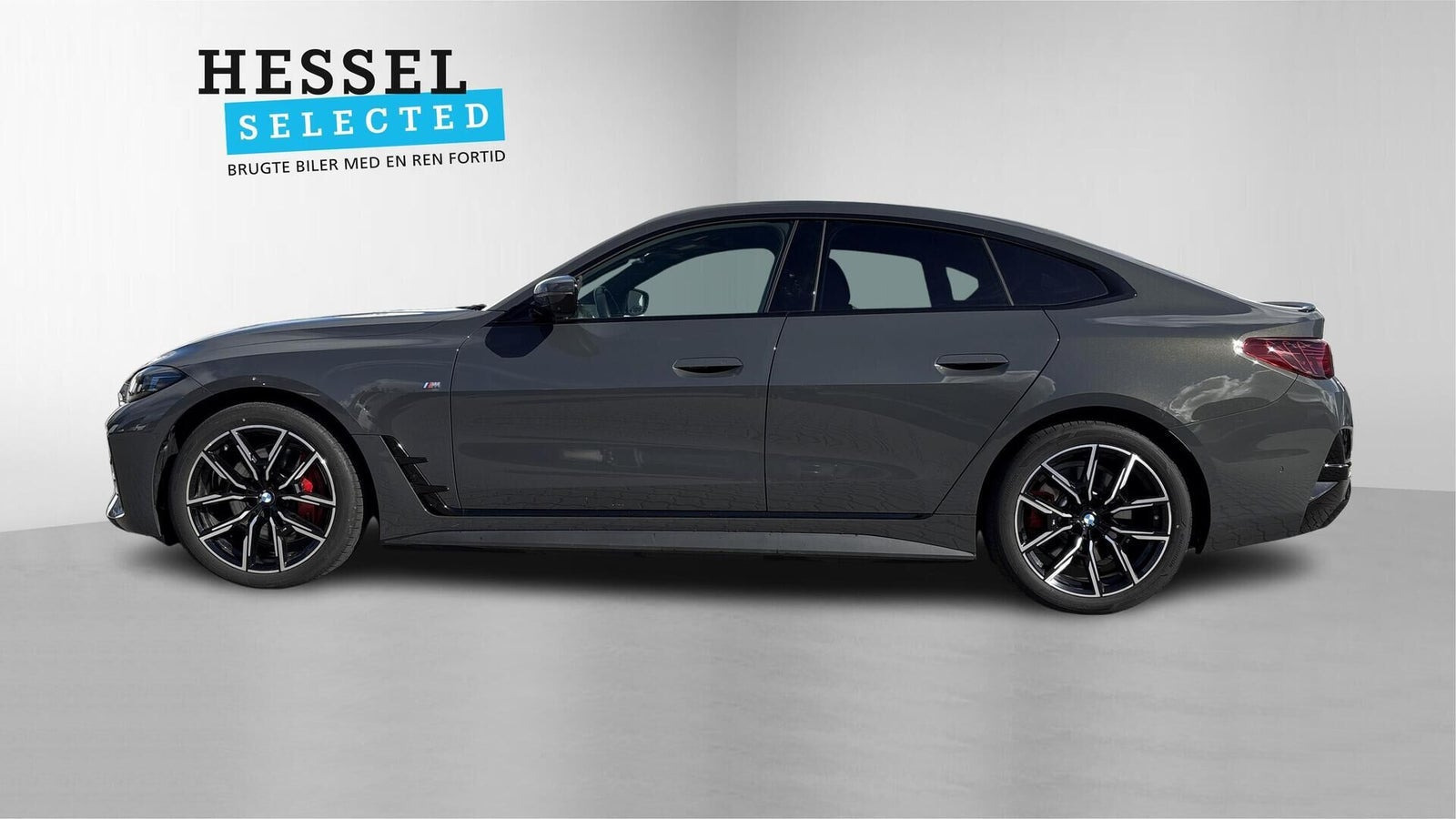 Grå BMW i4 fra 2026