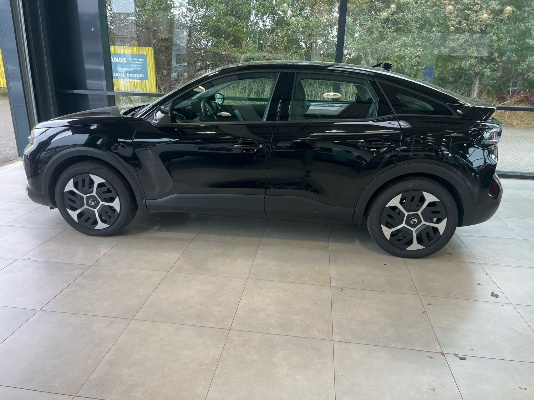 Sort Citroën ë-C4 fra 2025