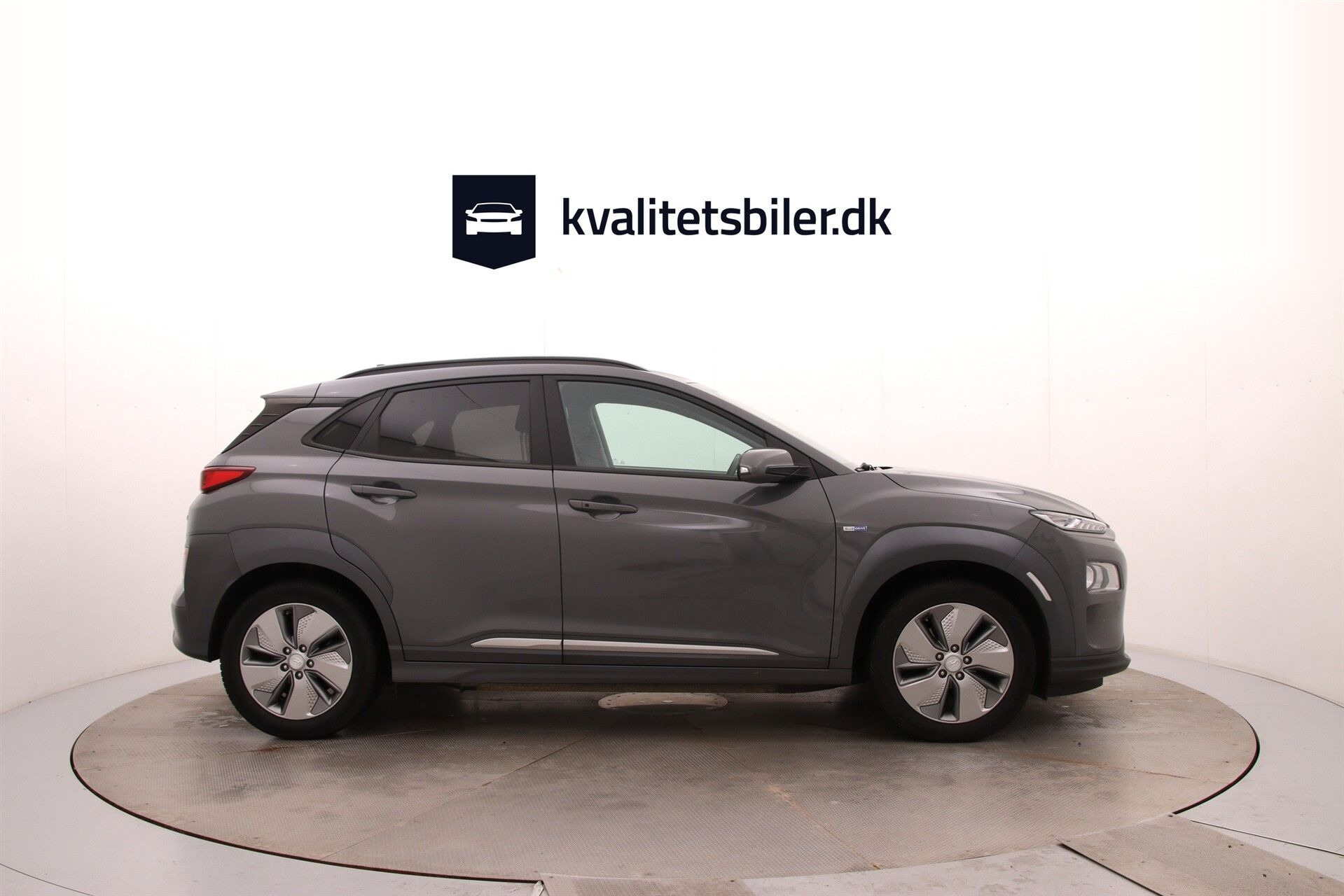 Grå Hyundai Kona fra 2020