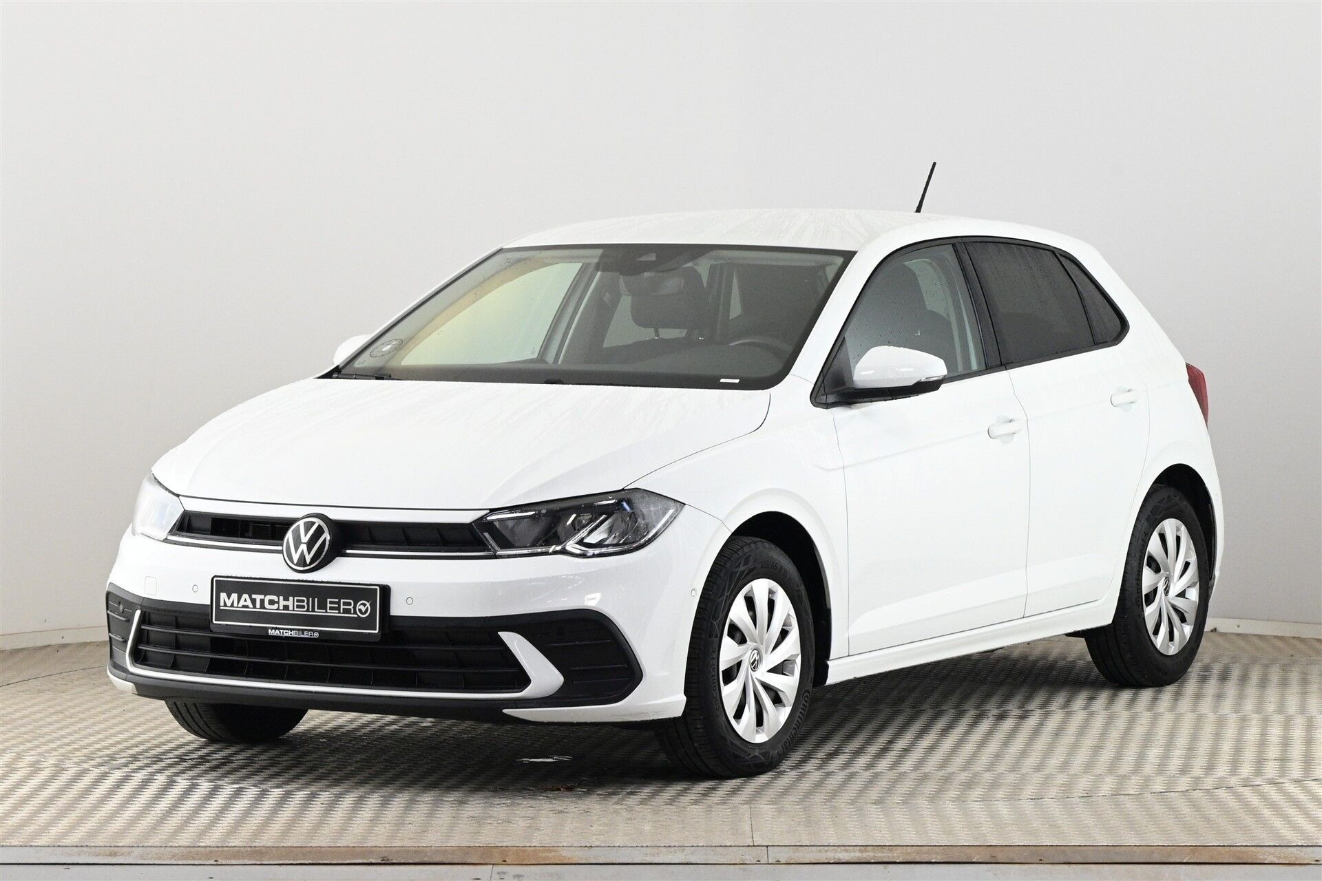Hvid VW Polo fra 2022