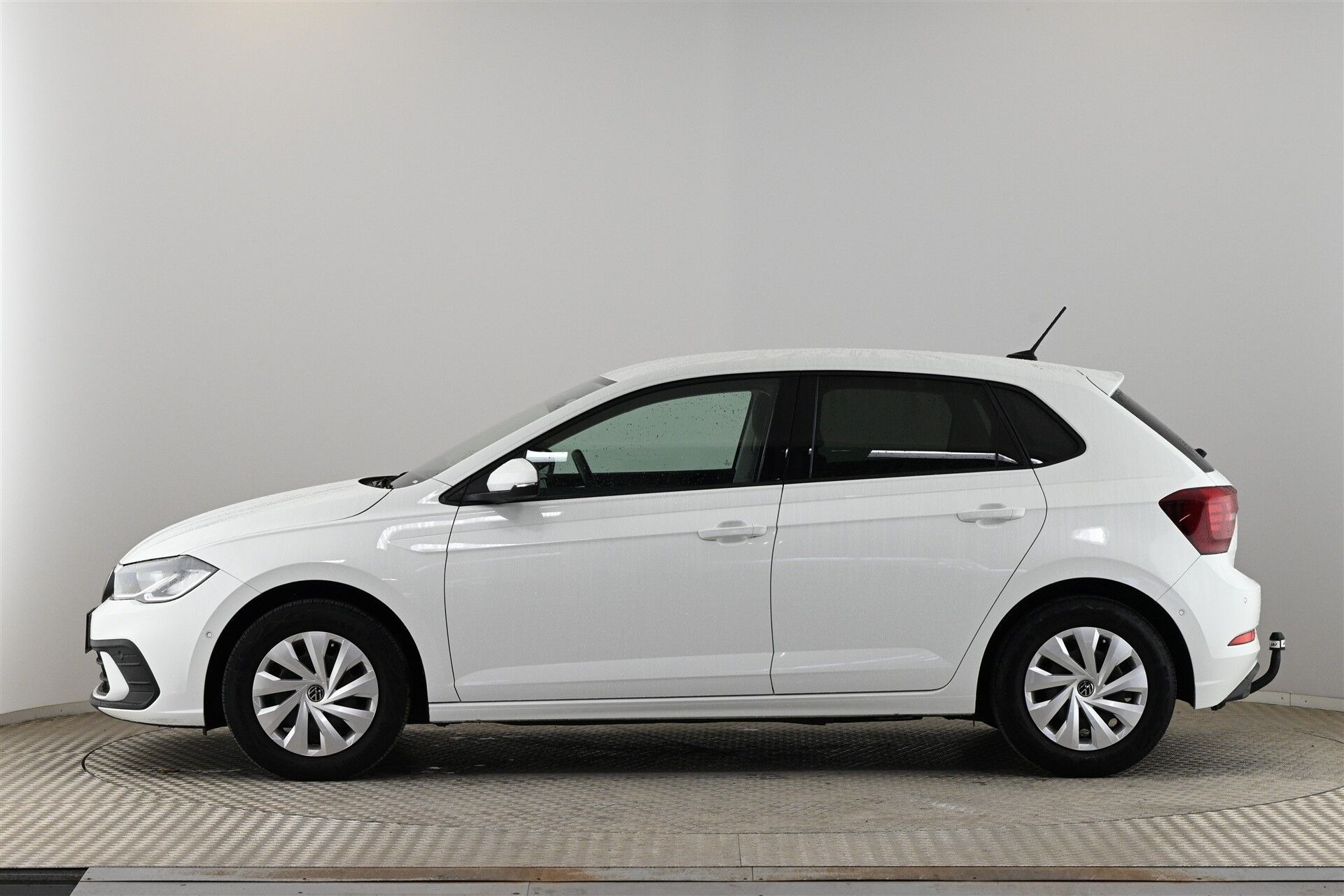 Hvid VW Polo fra 2022