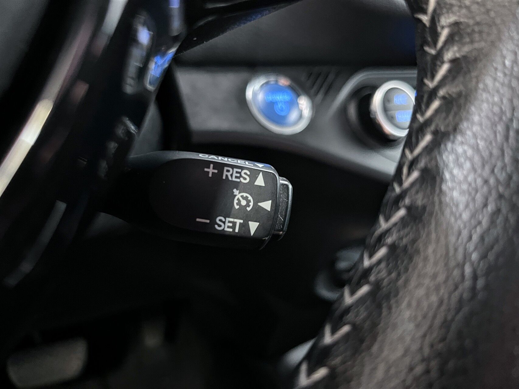 Hvid Toyota Yaris fra 2019