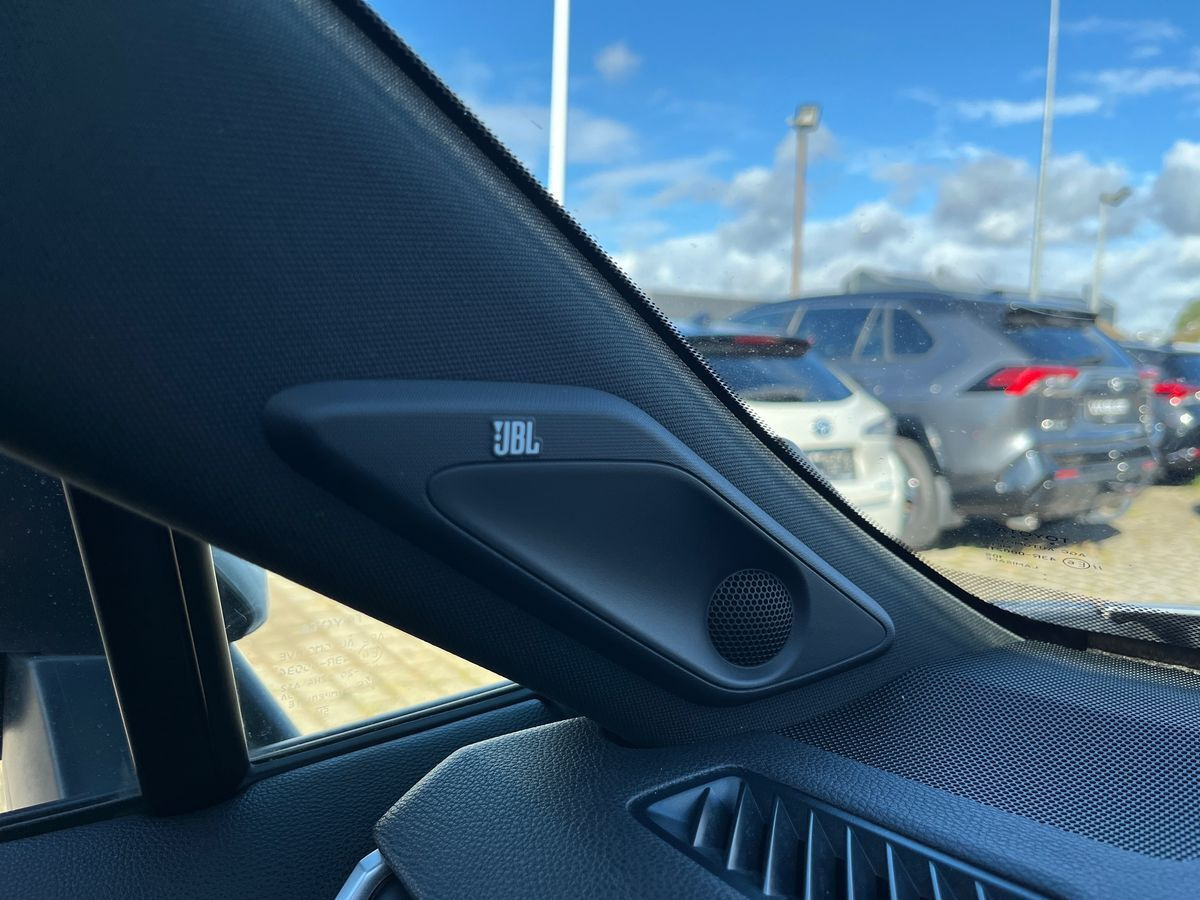 Sølv Toyota RAV4 Plug-in fra 2021