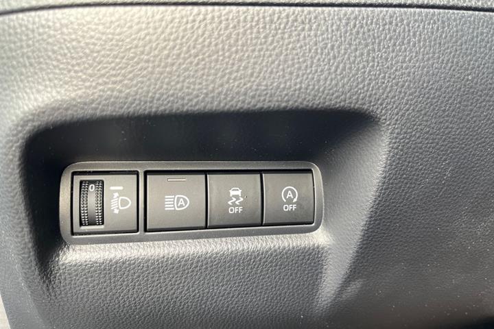 Grå Toyota Aygo X fra 2025