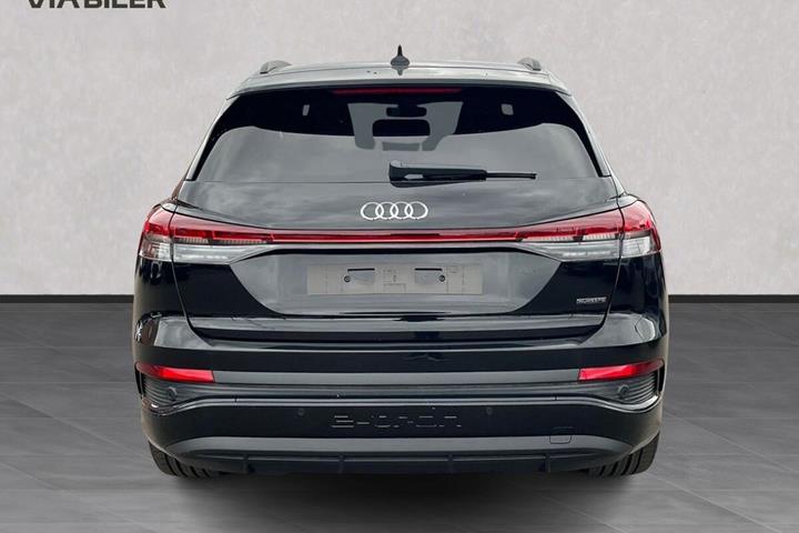 Sort Audi Q4 fra 2026