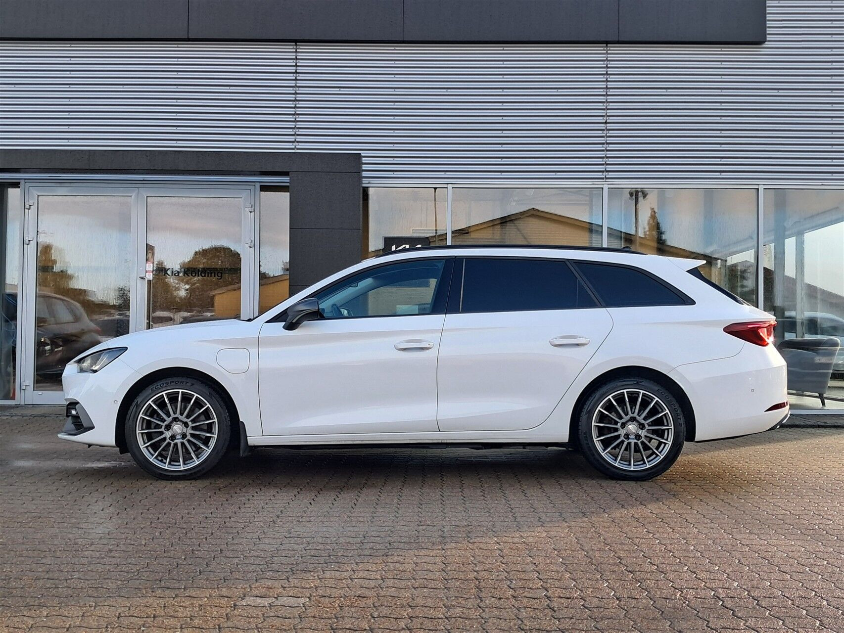Hvid Seat Leon fra 2020