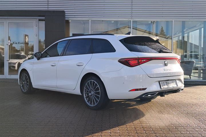 Hvid Seat Leon fra 2020