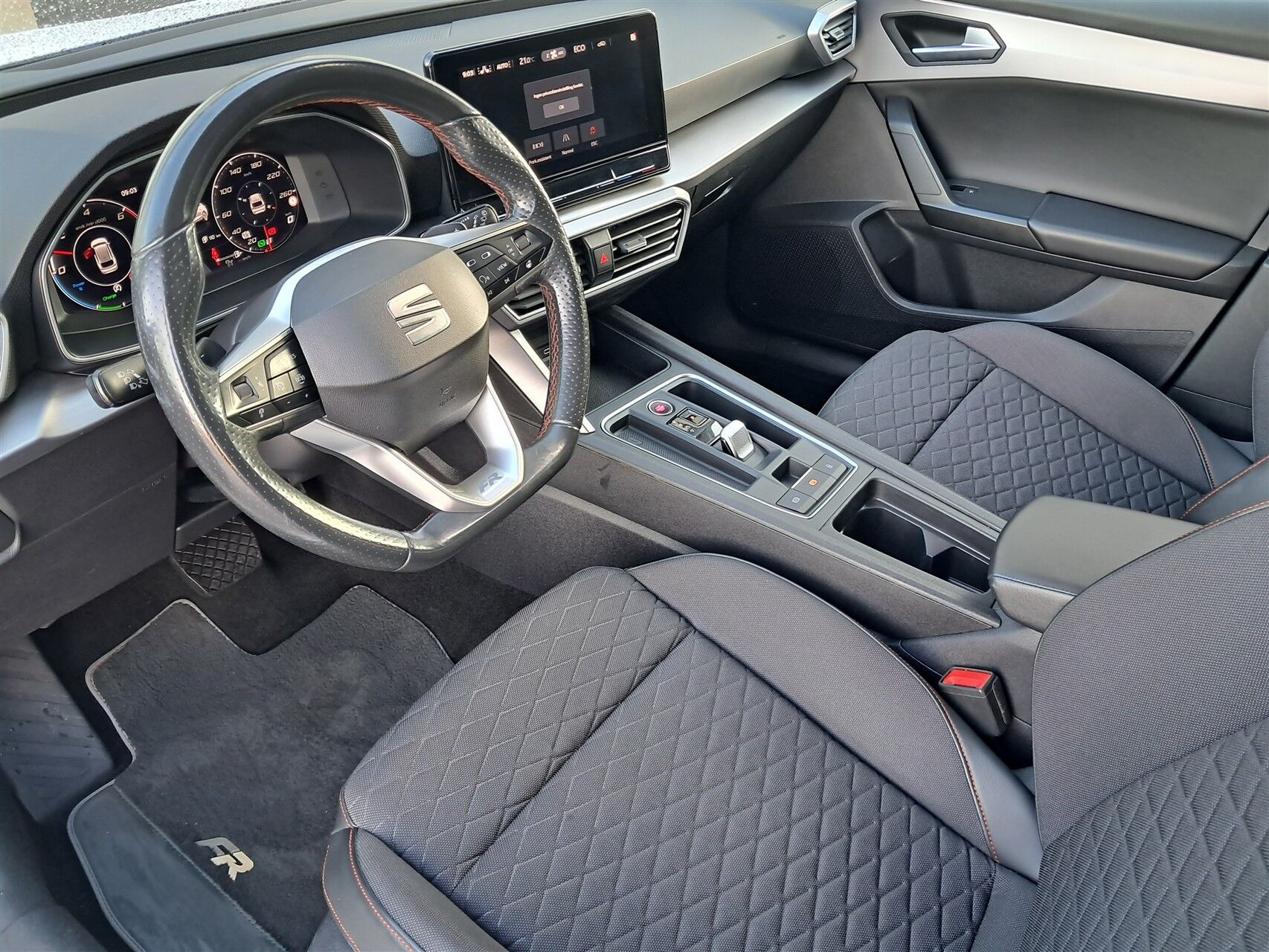 Hvid Seat Leon fra 2020