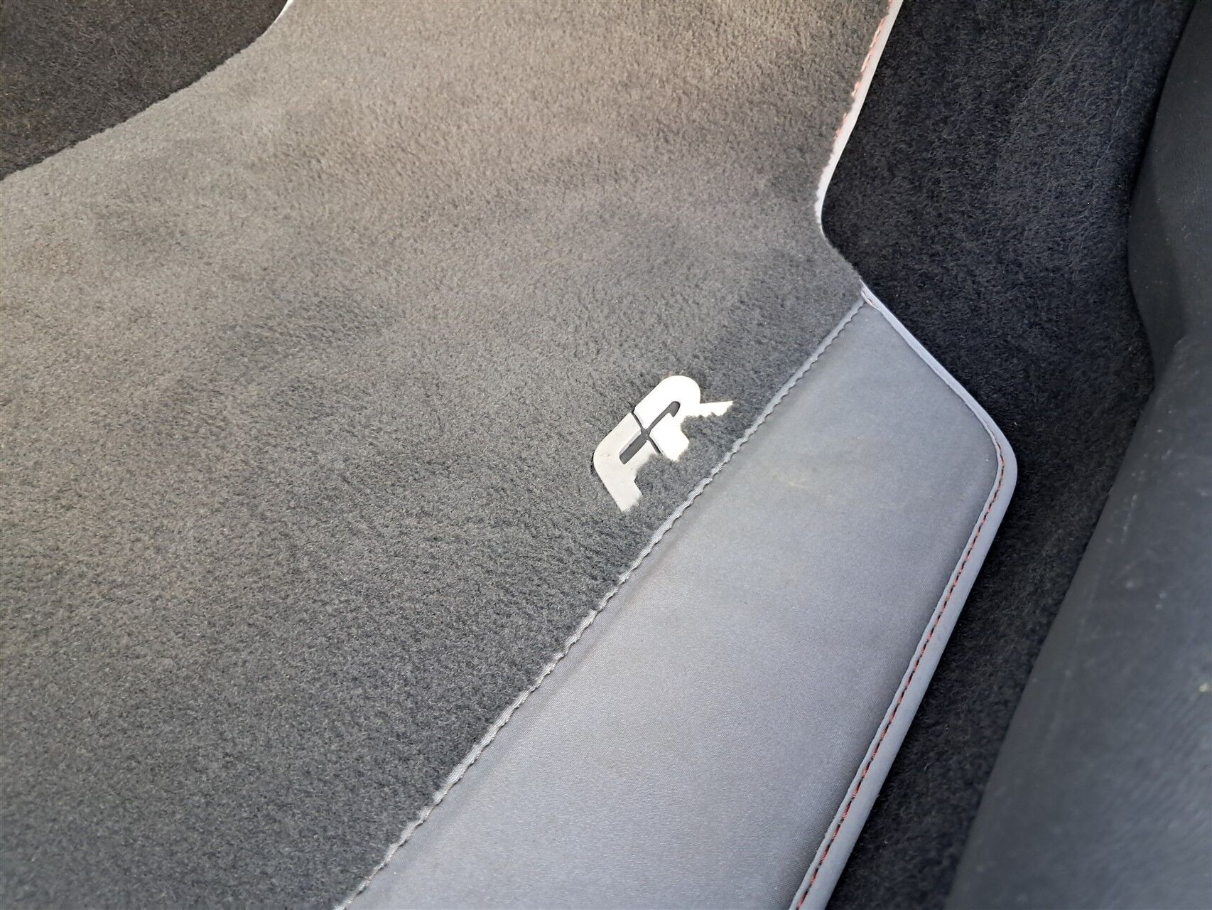 Hvid Seat Leon fra 2020