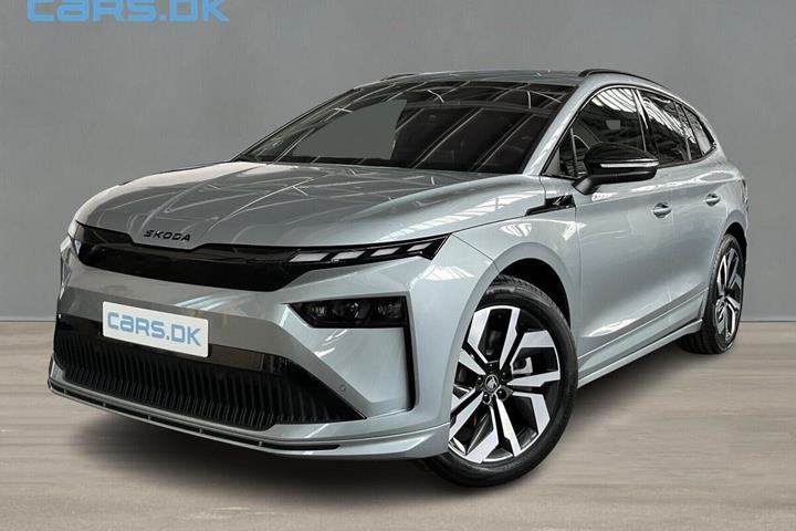 Sølv Skoda Enyaq fra 2026 set udefra