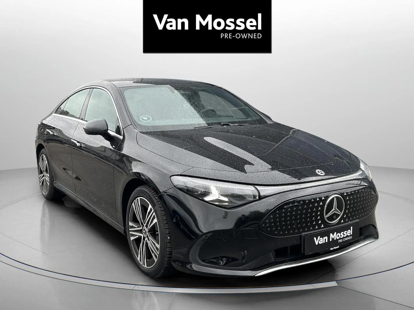 Sort Mercedes CLA250+ fra 2025
