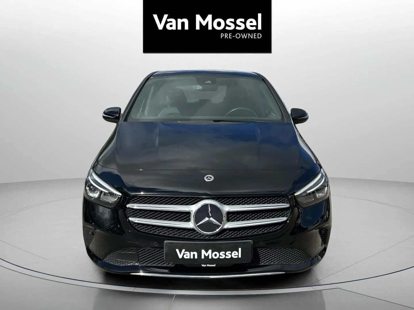 Sort Mercedes B250 e fra 2021