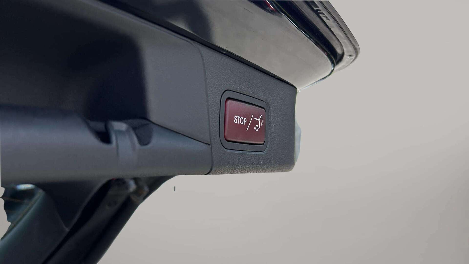 Sort Mercedes B250 e fra 2021