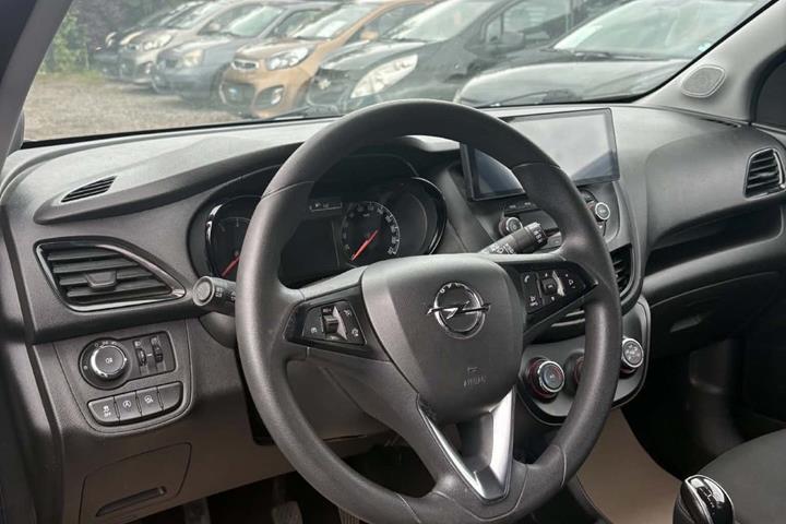 Hvid Opel Karl fra 2016