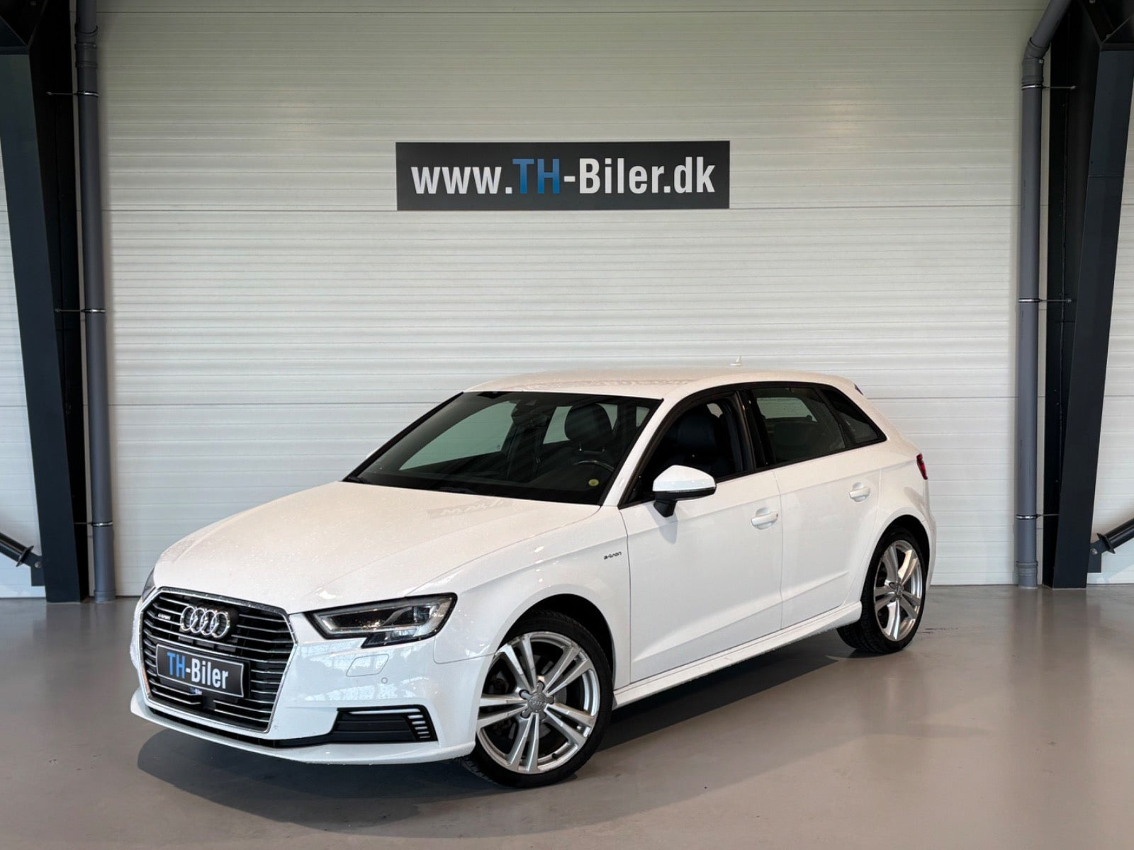 Audi A3 1,4 e-tron S-line Sportback S-tr.