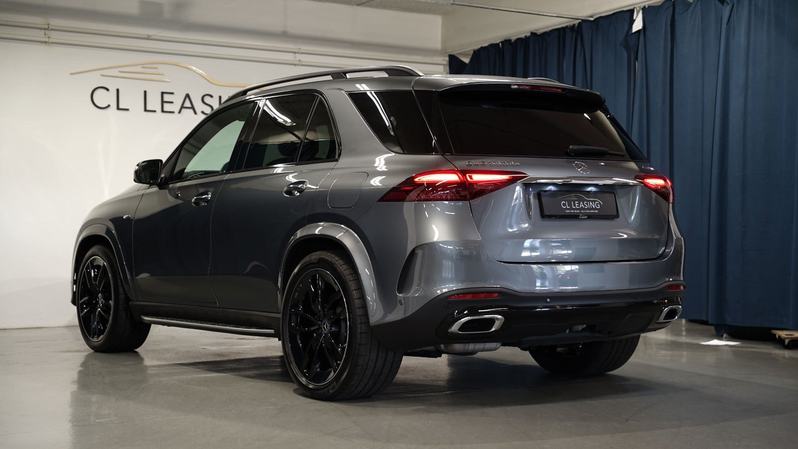 Grå Mercedes GLE350 de fra 2025