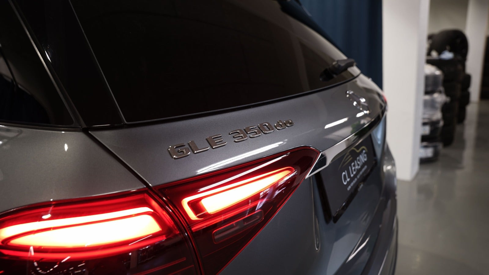 Grå Mercedes GLE350 de fra 2025