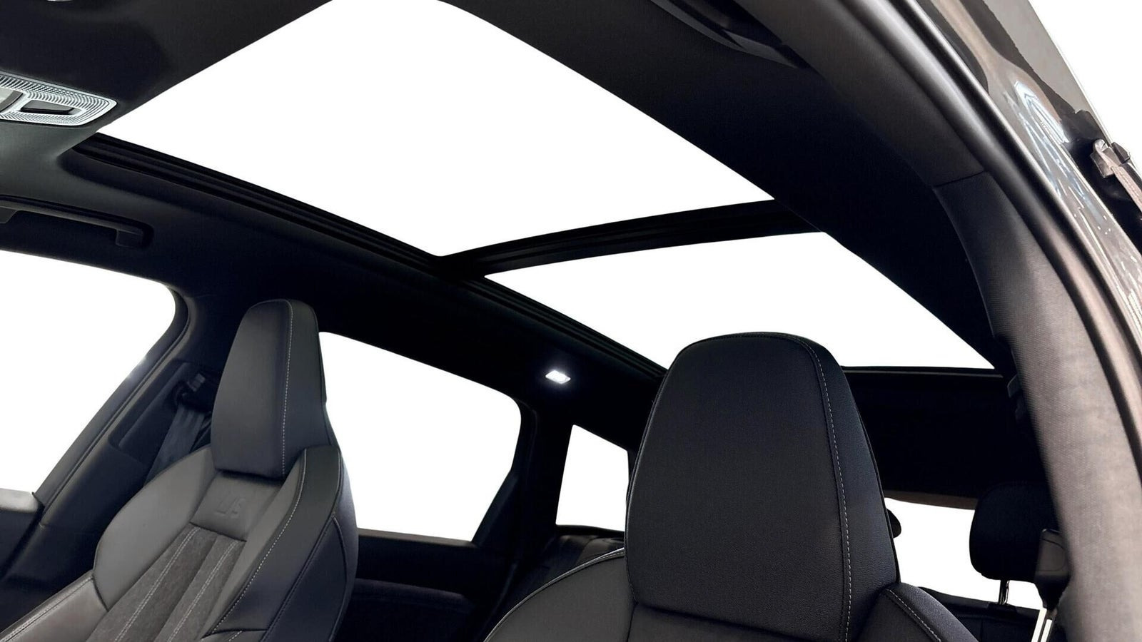 Grå Audi Q6 e-tron fra 2025