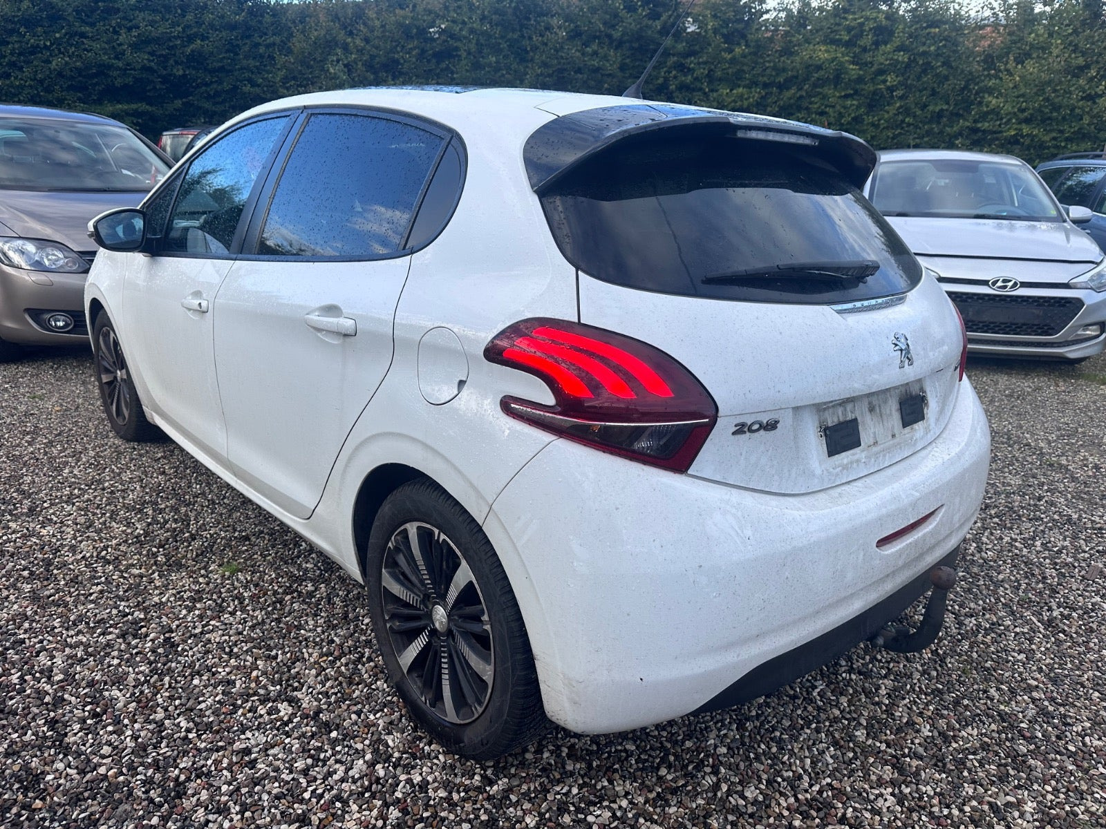 undefined Peugeot 208 fra 2016